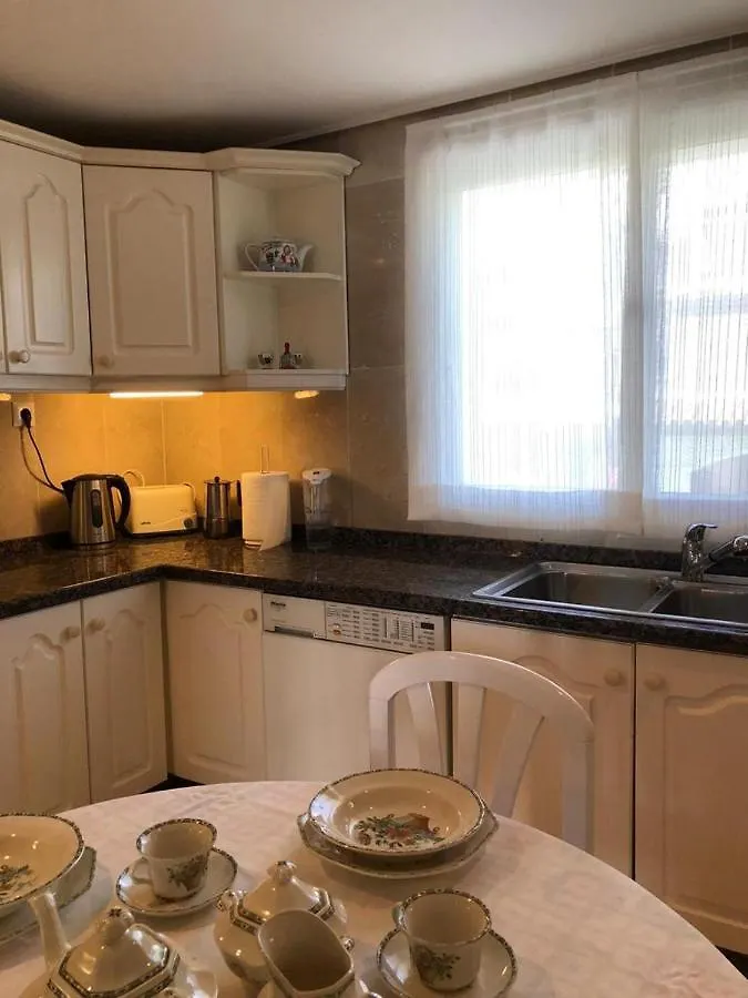 Dominion Apartments Estepona 0*,  Spanyolország